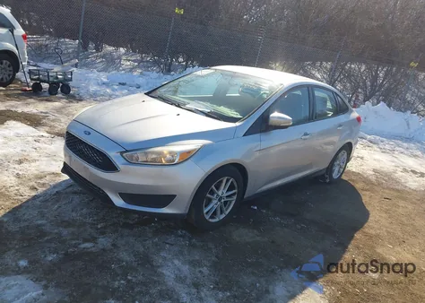 2016 Ford Focus Se z USA, uszkodzony, nr VIN 1FADP3F27GL265858